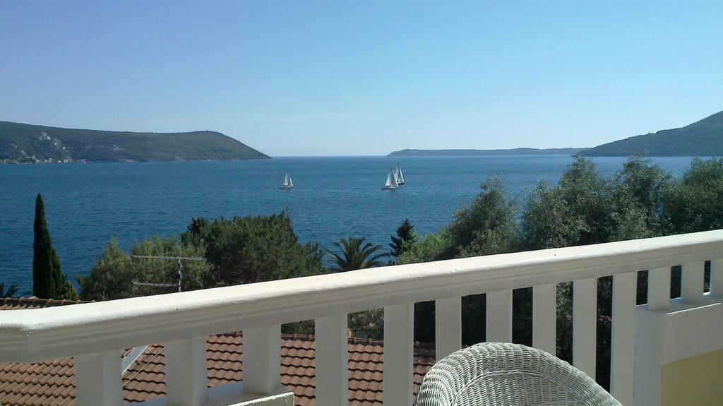 Villa Tenzera Херцег Нови Екстериор снимка
