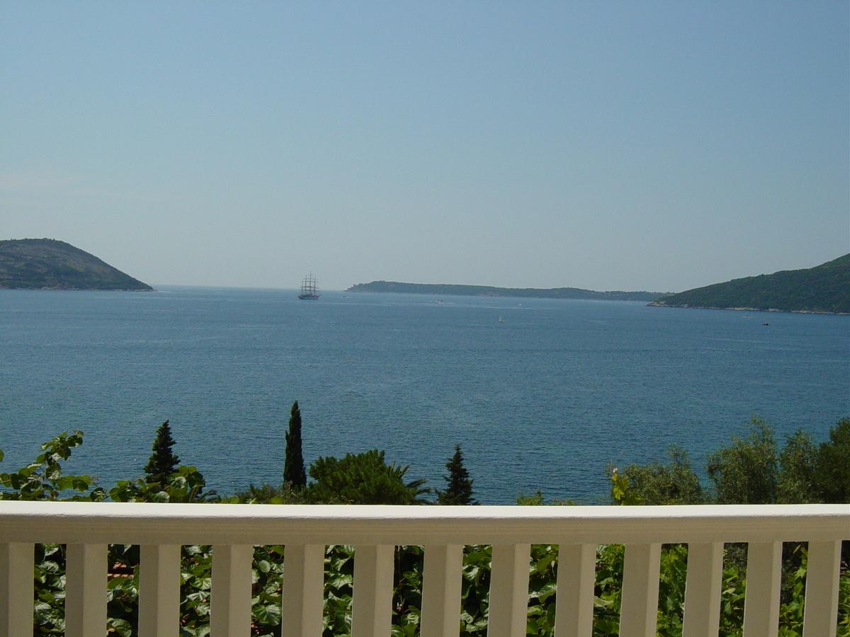 Villa Tenzera Херцег Нови Екстериор снимка